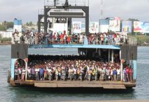Another scare at Likoni Ferry as passenger’s phone explodes